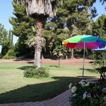 Terry Land Village Сasa de vacaciones Kardamas
