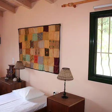 Terry Land Village Kardamas