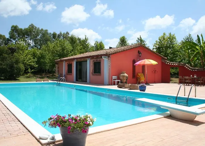 Terry Land Village Kardamas