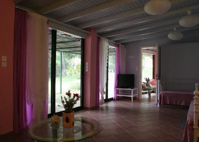 Сasa de vacaciones Terry Land Village Kardamas