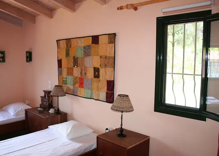 Terry Land Village Kardamas